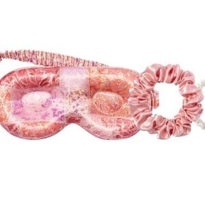 Limited Edition Slip Boteh Beauty Sleepover Set — 100% Pure Silk ($115 Value)